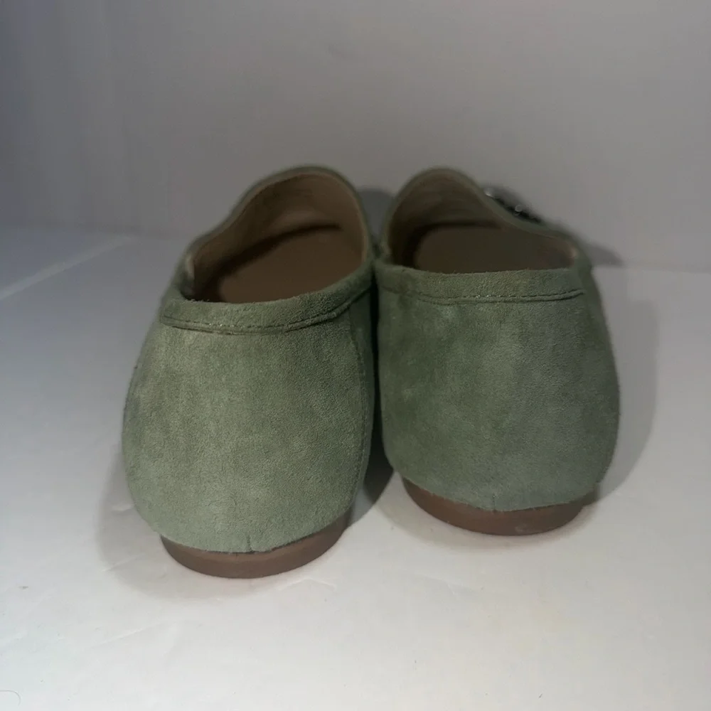 Journee‎ Signature Women's Giia bit loafers in genuine green leather. Size 8
